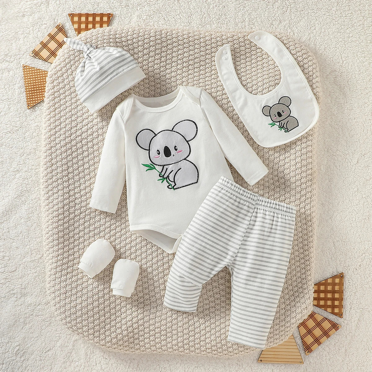 Baby Boy's Full Cartoon Elephant with 4pcs - Pantsuit +Hat +Gloves+Bib